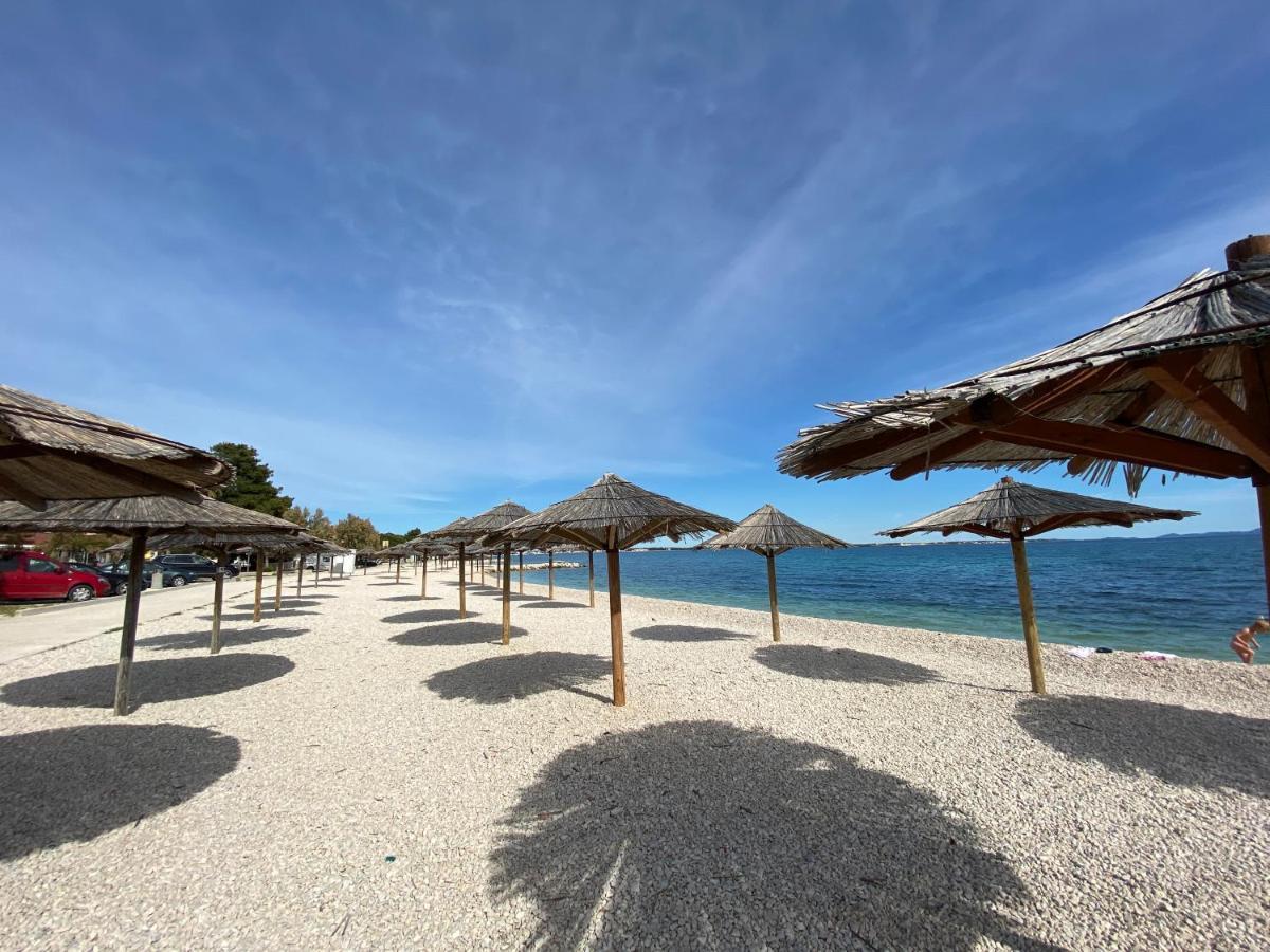 Apartmani Villa Adriatic ヴィル エクステリア 写真