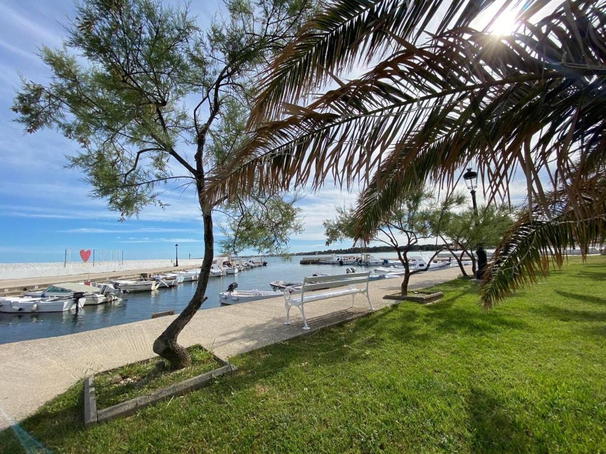 Apartmani Villa Adriatic ヴィル エクステリア 写真