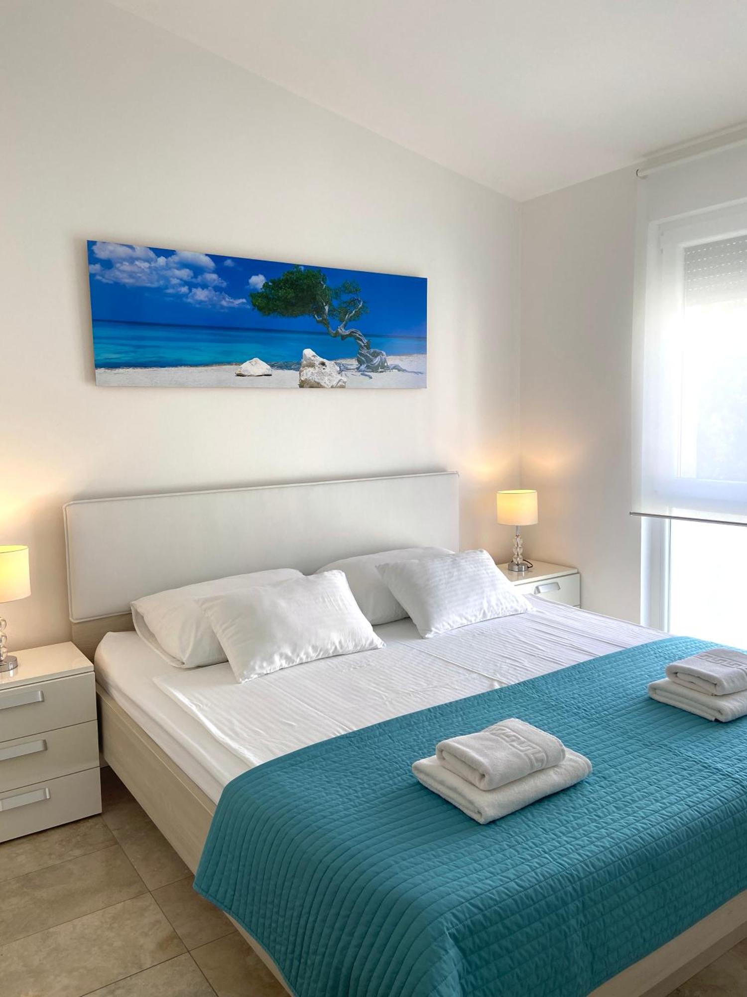 Apartmani Villa Adriatic ヴィル エクステリア 写真